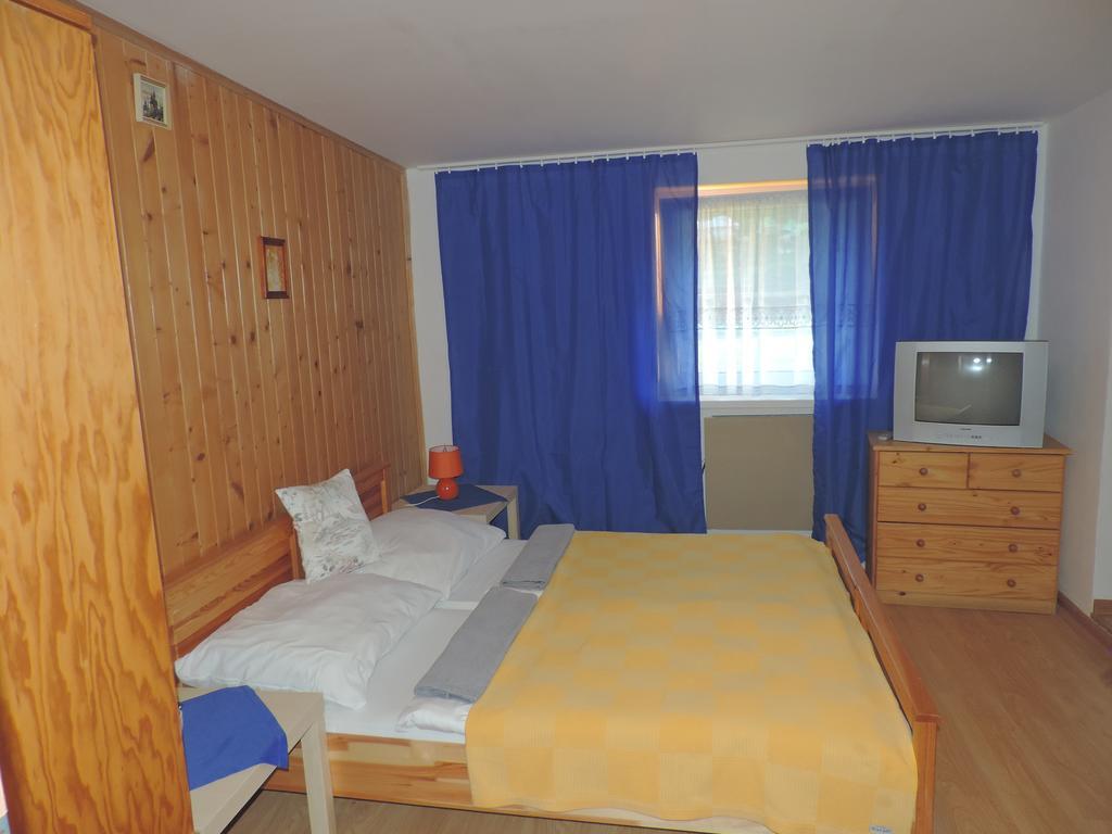 Western Penzion Ruzomberok Exteriér fotografie